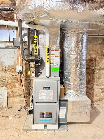 122 Copperfield Rd, Worcester, MA 01602