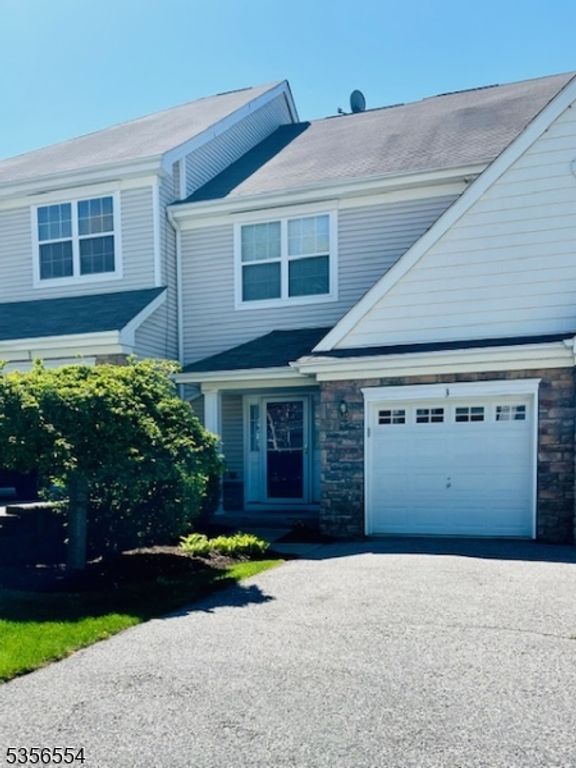 3 Black Bear Ct, Hardyston Twp., NJ 07419