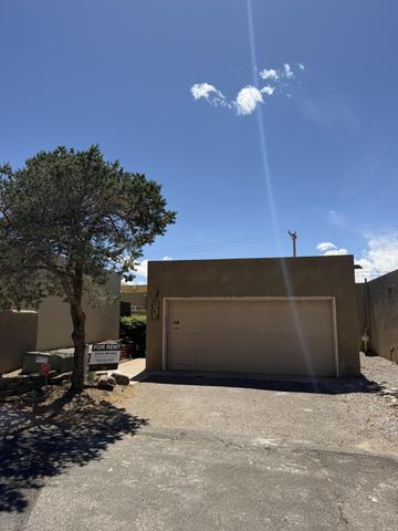 1822 Tramway Terrace Loop NE, Albuquerque, NM 87122