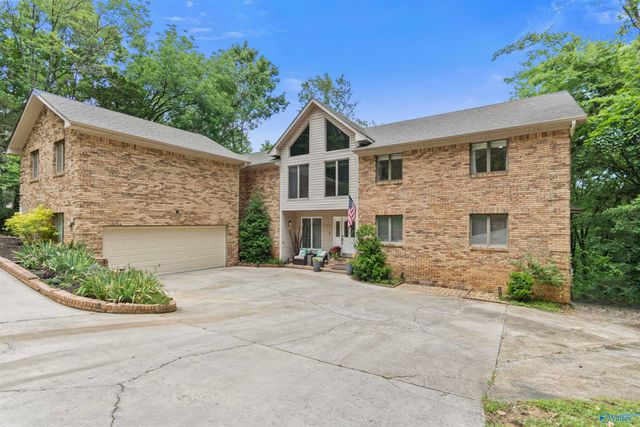 10017 Torino Drive, Huntsville, AL 35803