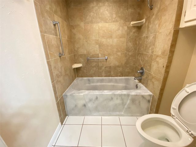 606 Old Country Road, Duncanville, TX 75137