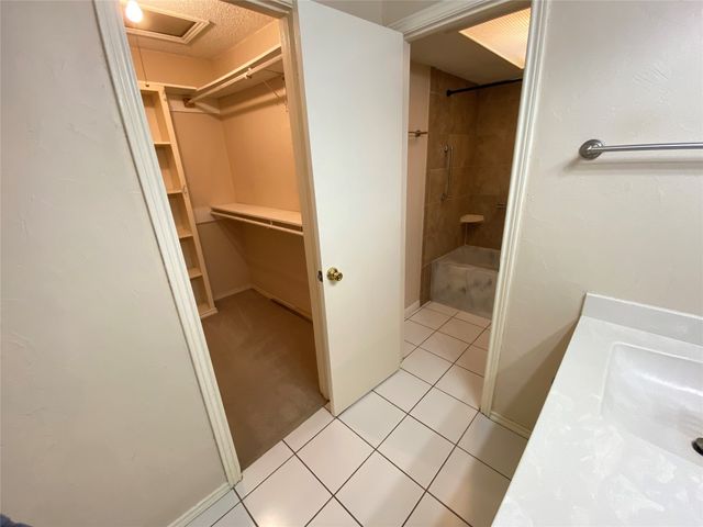 606 Old Country Road, Duncanville, TX 75137