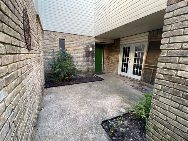 606 Old Country Road, Duncanville, TX 75137