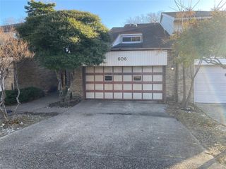 606 Old Country Road, Duncanville, TX 75137