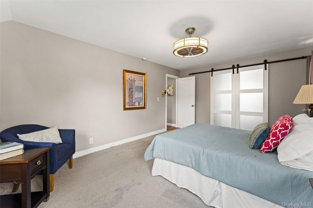 434 California Road, Bronxville, NY 10708