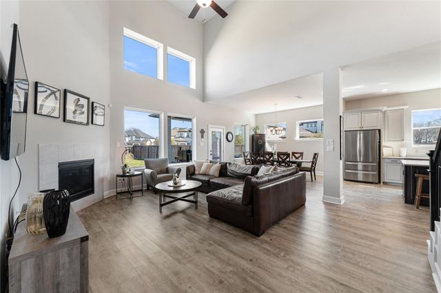 10027 Golden Woods Drive, Missouri City, TX 77459