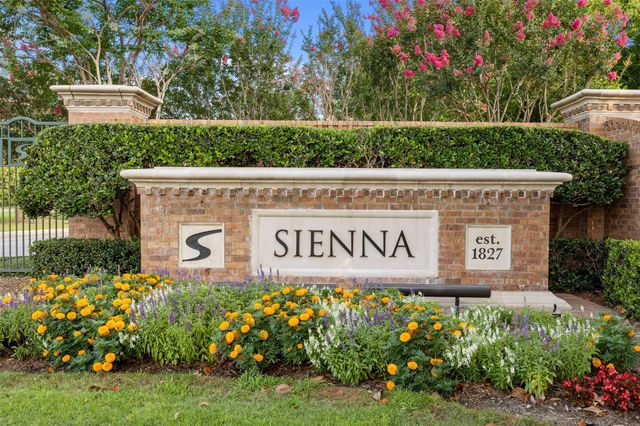 10027 Golden Woods Drive, Missouri City, TX 77459