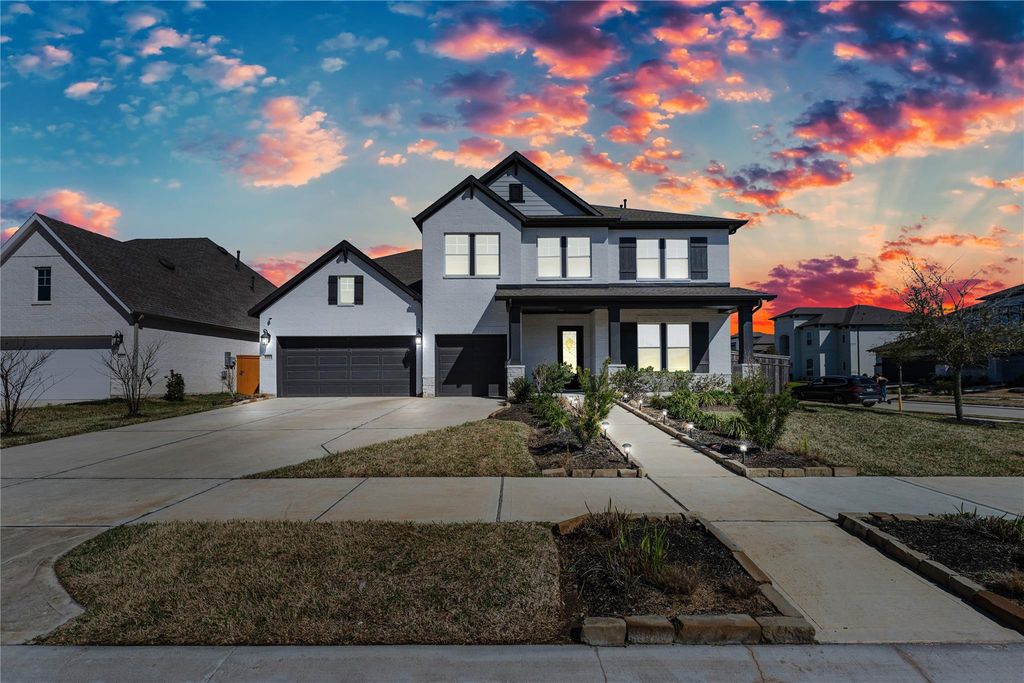 10027 Golden Woods Drive, Missouri City, TX 77459