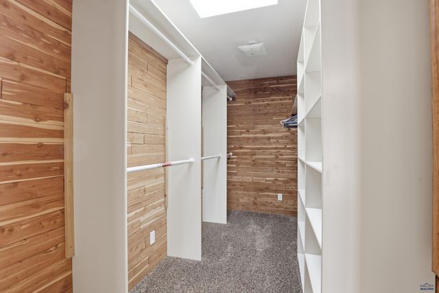 4565 WENTWORTH DR, Rapid City, SD 57702