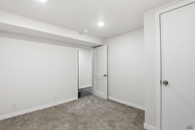 4565 WENTWORTH DR, Rapid City, SD 57702