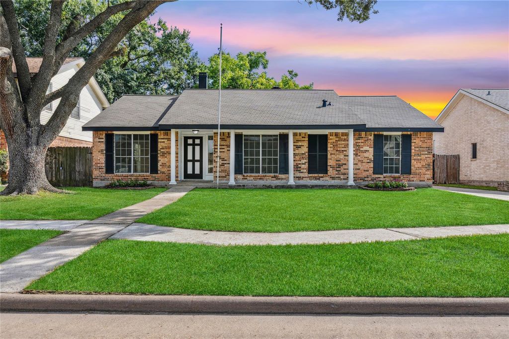 6706 Redding Springs Lane, Houston, TX 77086
