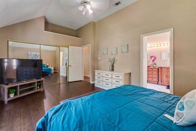 2017 Spring Mills Road, Mesquite, TX 75181