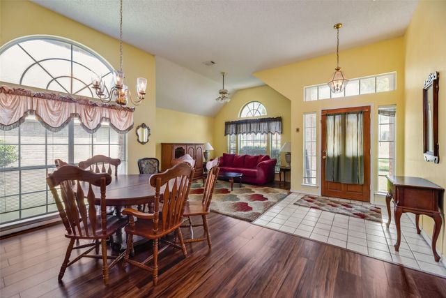 2017 Spring Mills Road, Mesquite, TX 75181