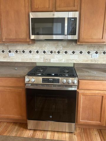 346 Osage Drive, Bolingbrook, IL 60490