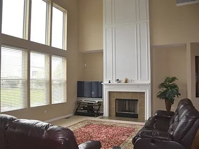 346 Osage Drive, Bolingbrook, IL 60490