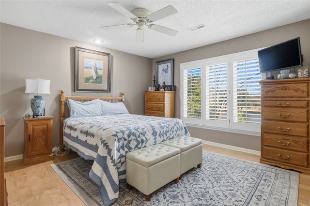 3480 N Greenbriar Drive, Fayetteville, AR 72703