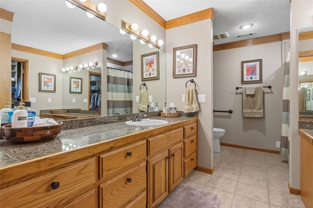 3480 N Greenbriar Drive, Fayetteville, AR 72703