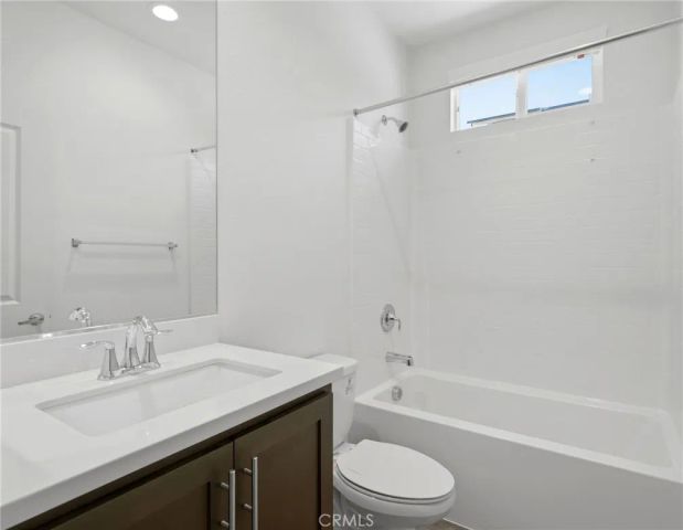 38464 Rosegate, Murrieta, CA 92563