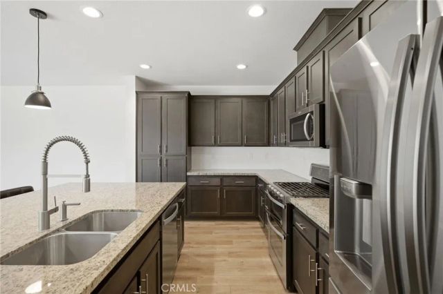 38464 Rosegate, Murrieta, CA 92563