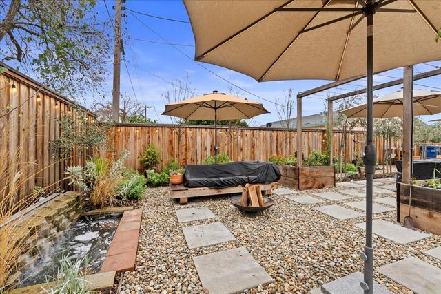 3805 Moonbeam Dr, Sacramento, CA 95827