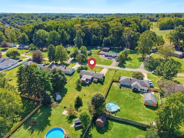 10457 Persimmon Street NW, Canal Fulton, OH 44614