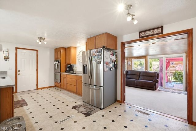 10457 Persimmon Street NW, Canal Fulton, OH 44614