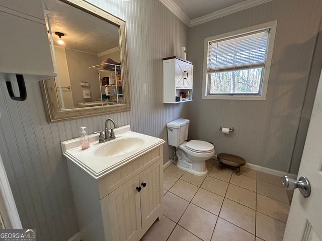 74 Wolfskin Road, Arnoldsville, GA 30619