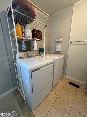 74 Wolfskin Road, Arnoldsville, GA 30619