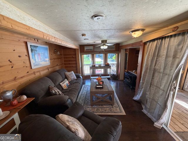 4124 Riverbank Run, Hiawassee, GA 30546