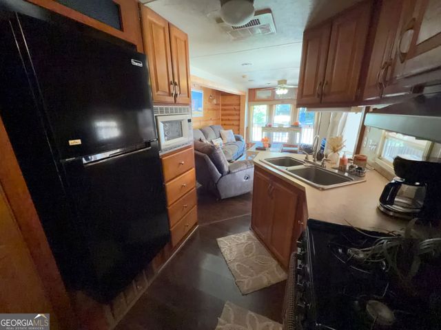 4124 Riverbank Run, Hiawassee, GA 30546