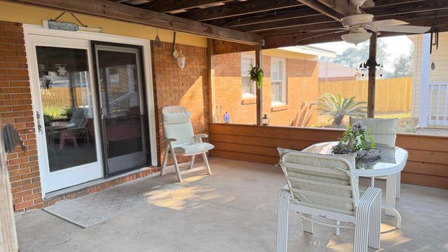 238 NW Martisa Road, Fort Walton Beach, FL 32548