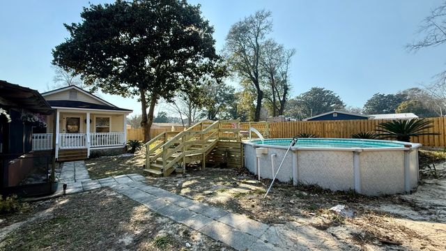 238 NW Martisa Road, Fort Walton Beach, FL 32548