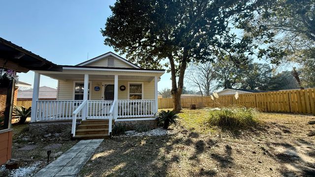 238 NW Martisa Road, Fort Walton Beach, FL 32548