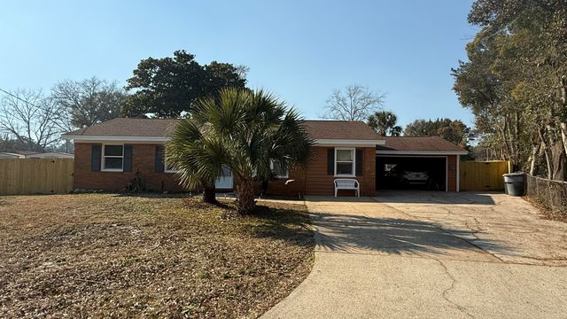 238 NW Martisa Road, Fort Walton Beach, FL 32548
