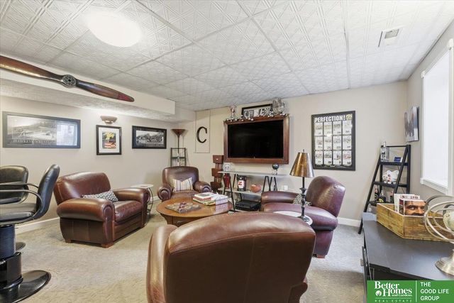 7145 S 45th Street, Lincoln, NE 68516