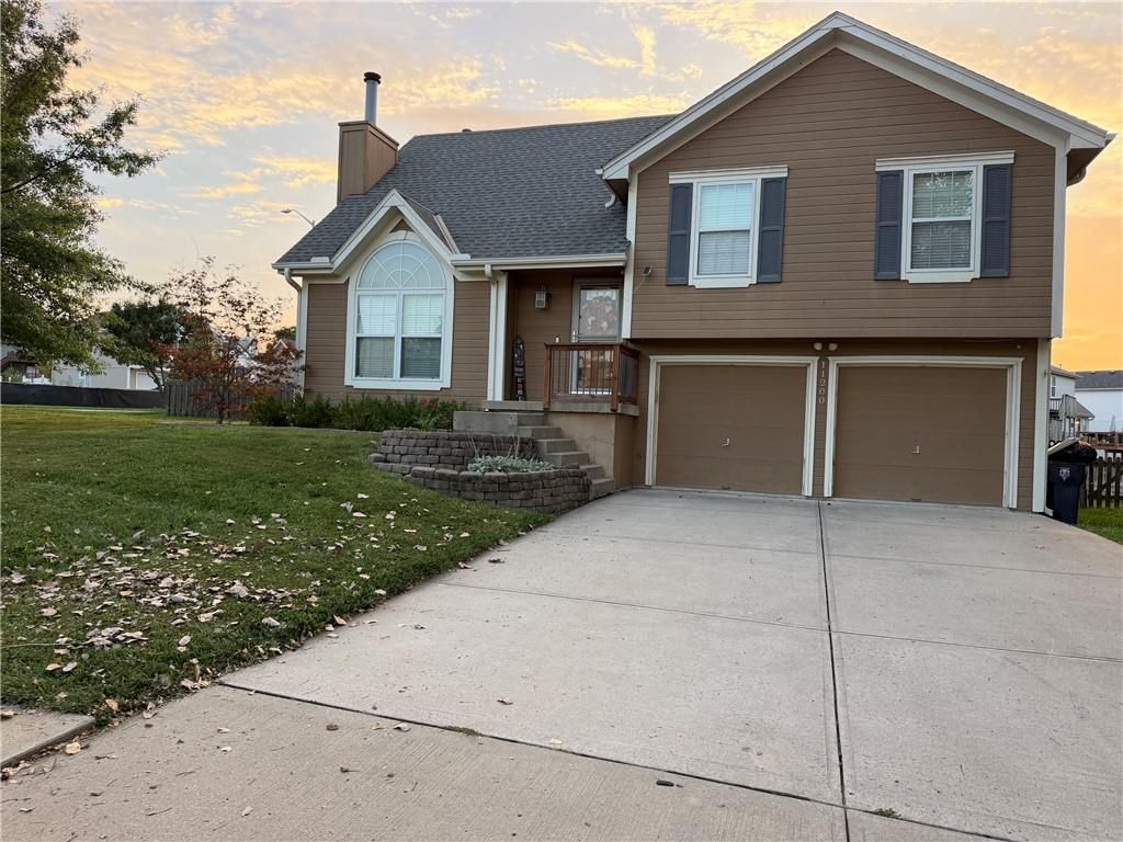 11200 N Lewis Avenue, Kansas City, MO 64157