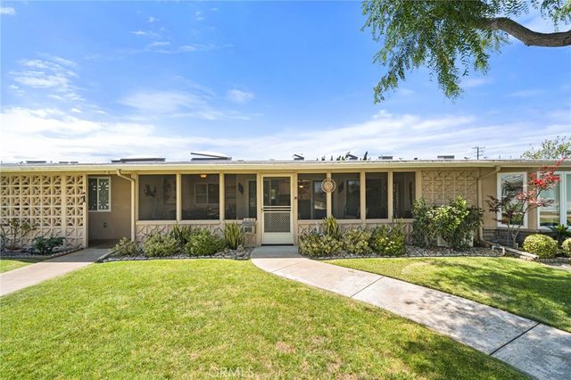 1240 Oakmont Road M4-52H, Seal Beach, CA 90740