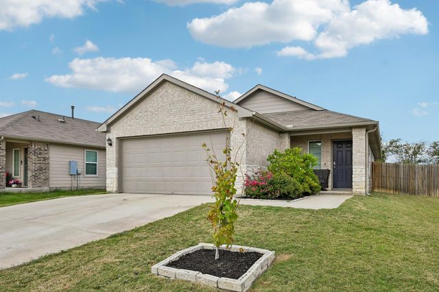 343 Andover LN, Uhland, TX 78640