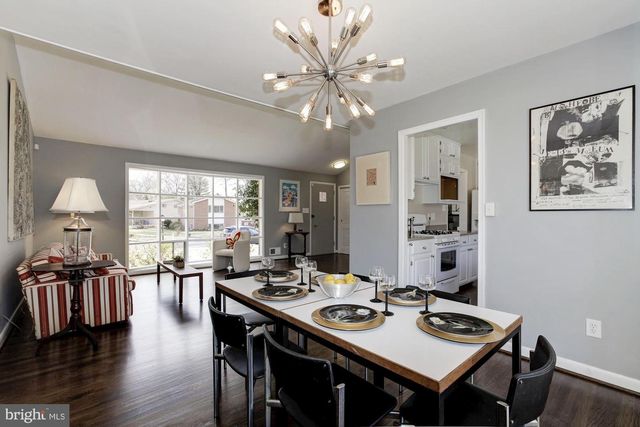 6400 REDWING RD, Bethesda, MD 20817