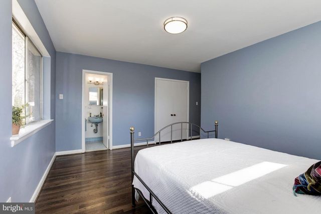 6400 REDWING RD, Bethesda, MD 20817