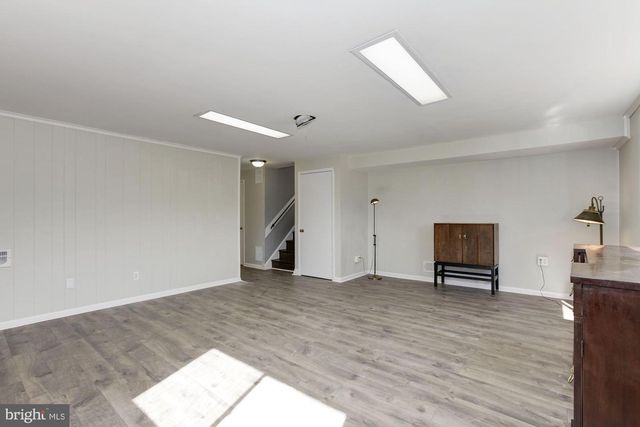 6400 REDWING RD, Bethesda, MD 20817