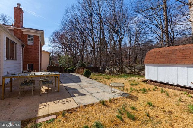 6400 REDWING RD, Bethesda, MD 20817