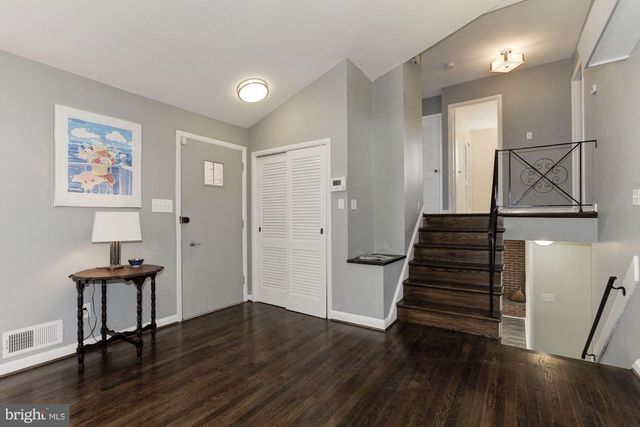 6400 REDWING RD, Bethesda, MD 20817