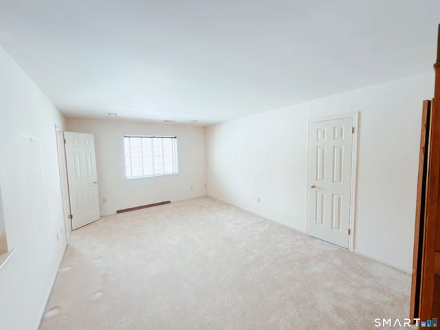 5 Kensington Road 5, Monroe, CT 06468