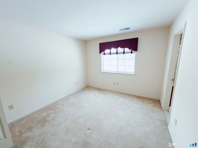 5 Kensington Road 5, Monroe, CT 06468