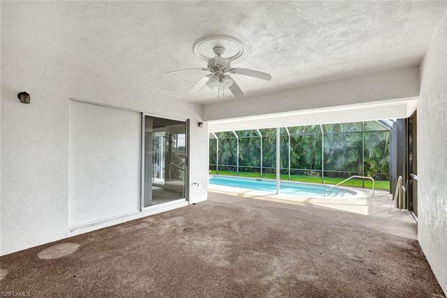 263 Shadowridge CT, Marco Island, FL 34145