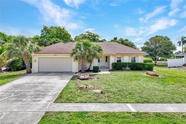 263 Shadowridge CT, Marco Island, FL 34145
