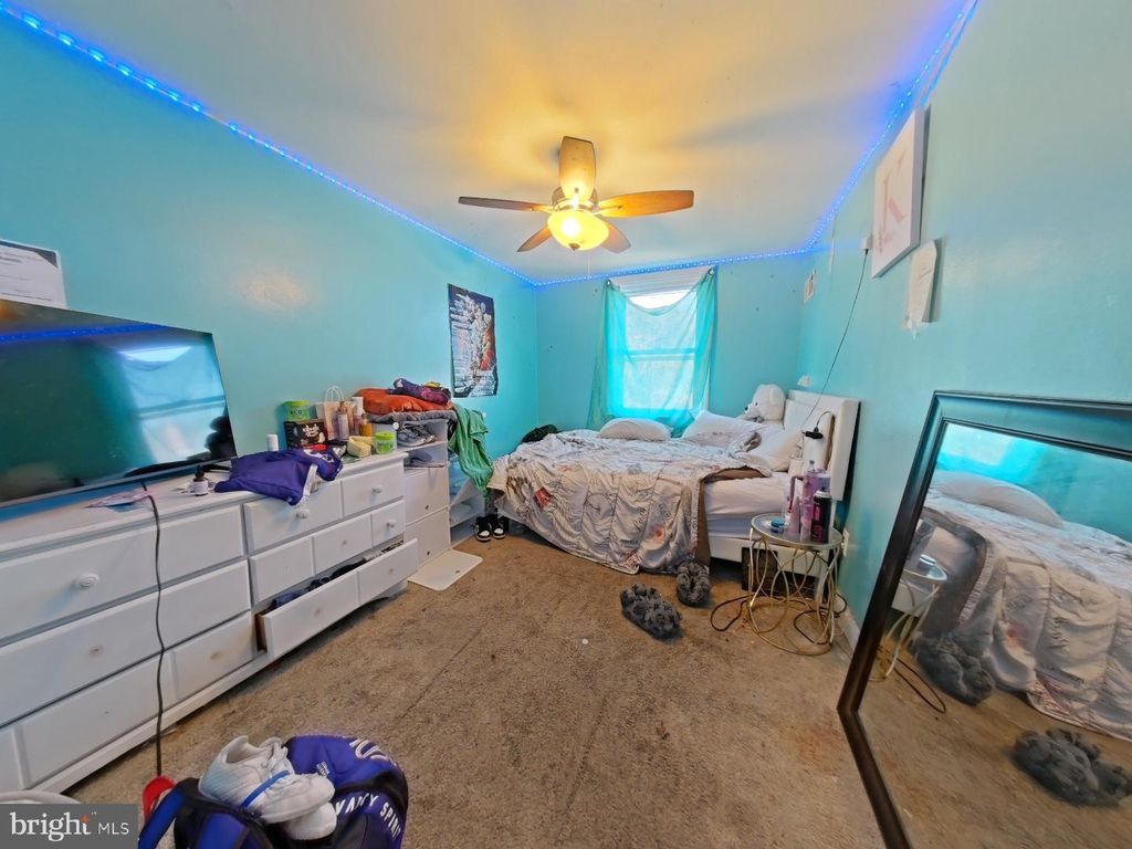 Image 14 of property listing at 57 W MADISON AVE, Clifton Heights, PA 19018