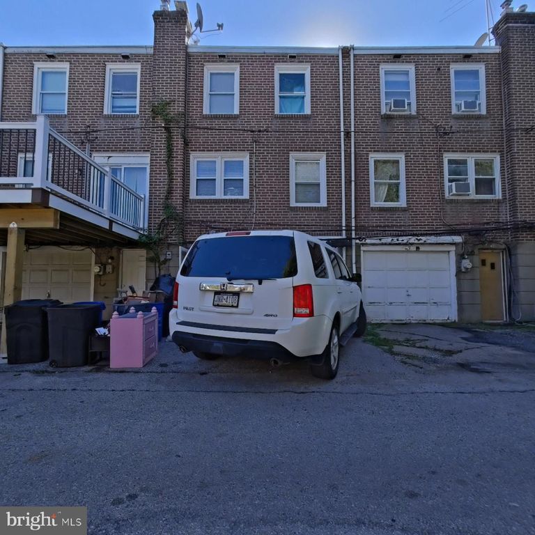 Image 18 of property listing at 57 W MADISON AVE, Clifton Heights, PA 19018