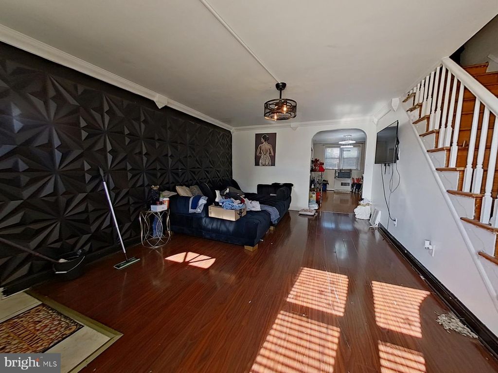 Image 19 of property listing at 57 W MADISON AVE, Clifton Heights, PA 19018